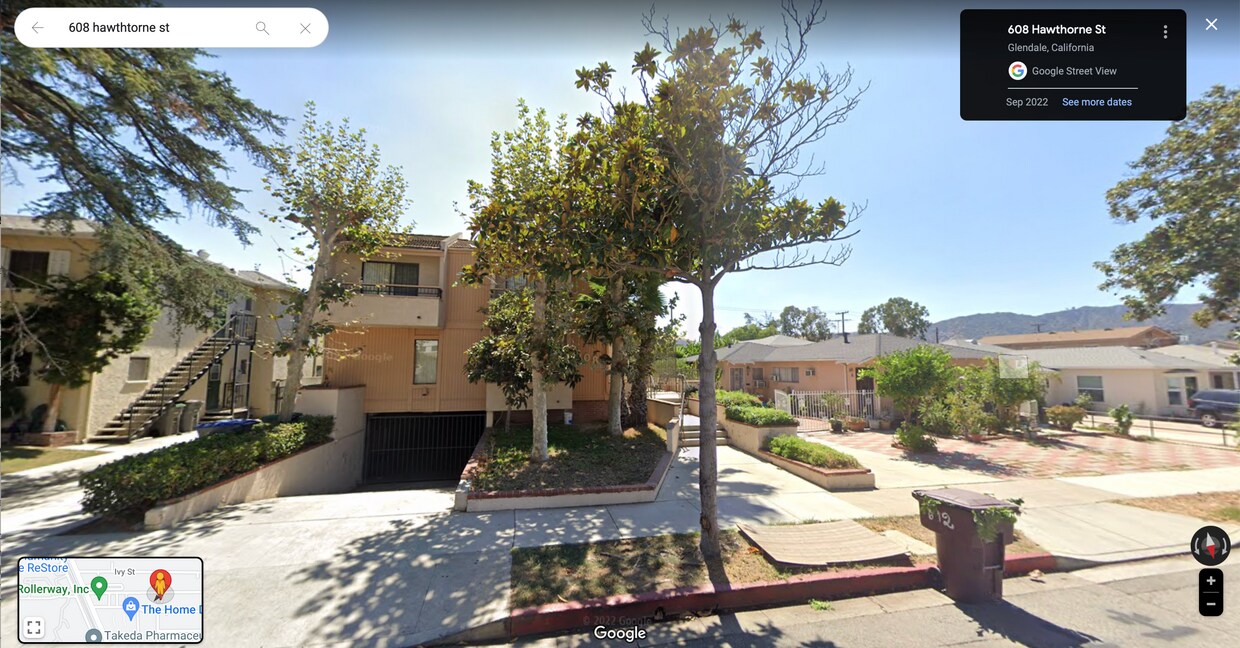 Front of the Building - 608 Hawthorne St