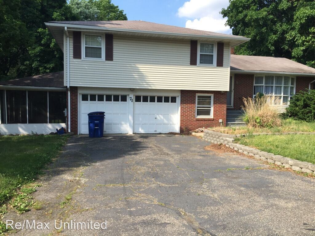 Primary Photo - 4 br, 2.5 bath House - 71 Lexington Avenue