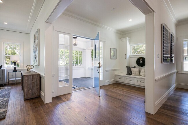 Foto del edificio - 1529 Ralston Ave