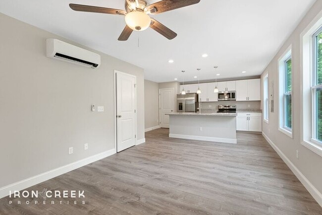 Building Photo - 64 Hansel Ave