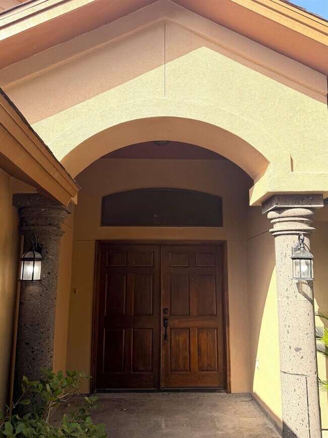 Building Photo - 116 Knoll Ave