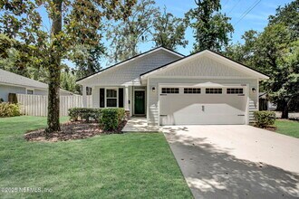 Building Photo - 1206 Murray Dr