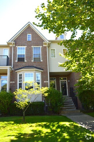 Building Photo - 786 Summerfield Dr