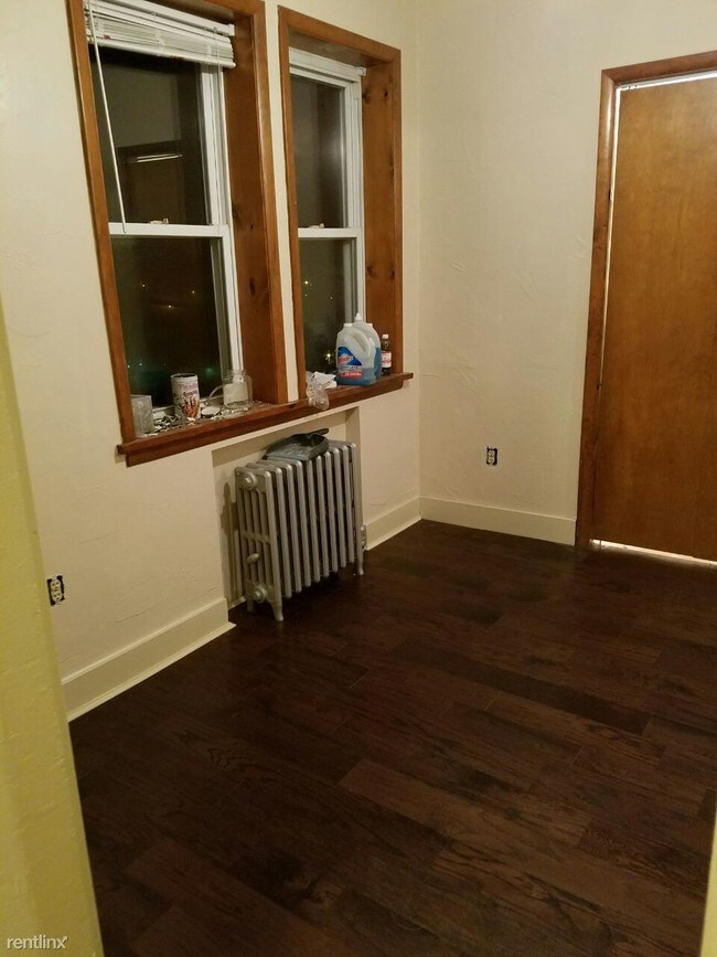 Foto del edificio - 2900 Homehurst Ave