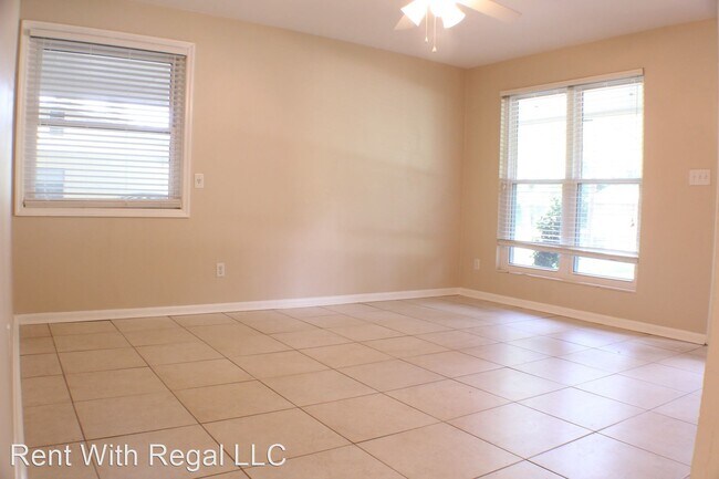 Building Photo - 3 br, 1 bath House - 2113 Melanie Drive