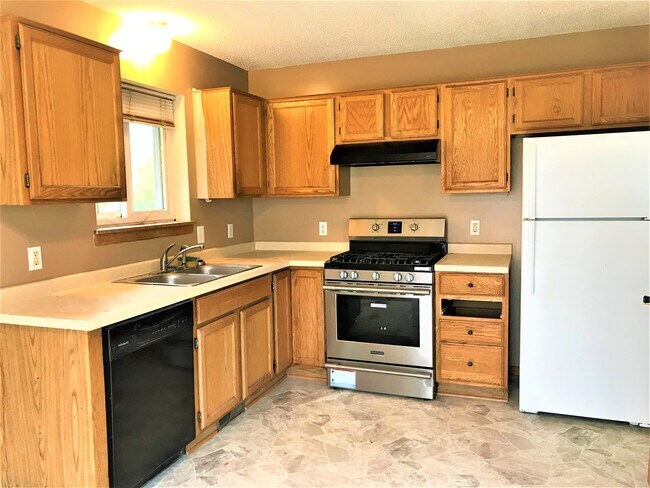 Foto del edificio - 9283 Oriole Ln