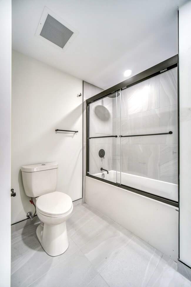 Building Photo - 5415 Cogswell St