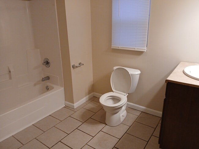 Foto del edificio - 709 S Poplar St