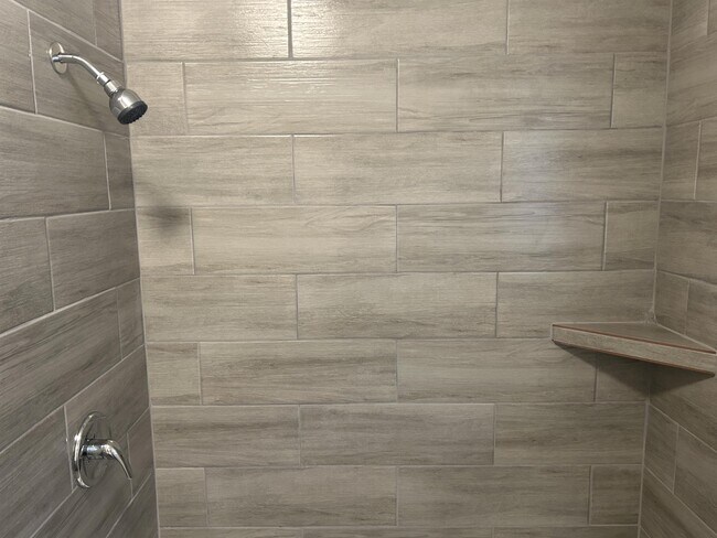 Foto del edificio - 2936 42nd Ave N