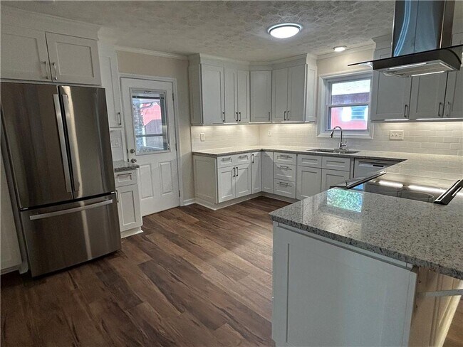 Building Photo - 1811 Trophy Dr