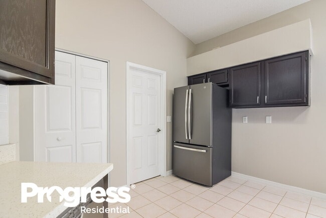 Building Photo - 12666 Longcrest Dr