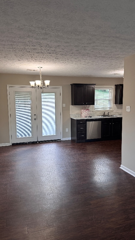 Building Photo - 3357 Hartston Dr
