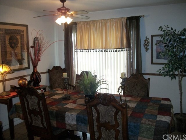 Building Photo - 1097 S Santo Antonio Dr