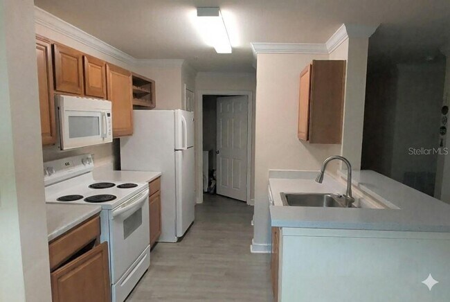 Building Photo - 18113 Sterling Gate Cir