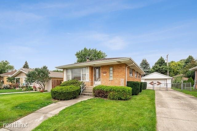 Primary Photo - 3 br, 1 bath House - 4520 West 102nd Street