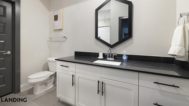 Foto del edificio - 2550 Blackmon Dr