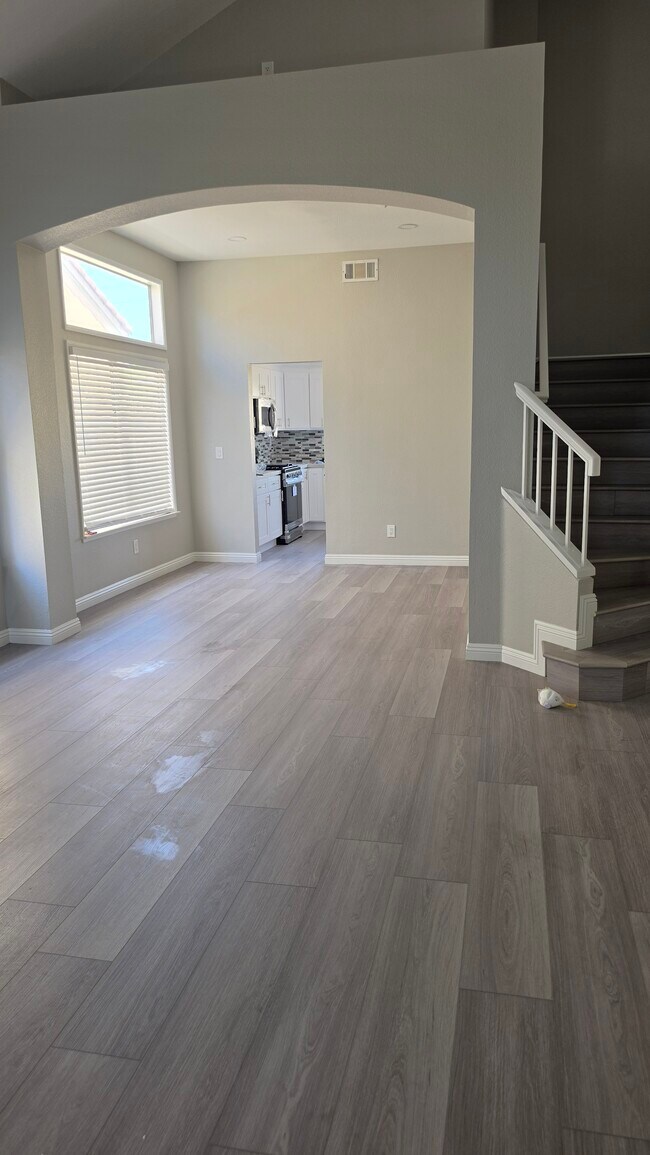 Building Photo - 15838 Fiddleleaf Rd