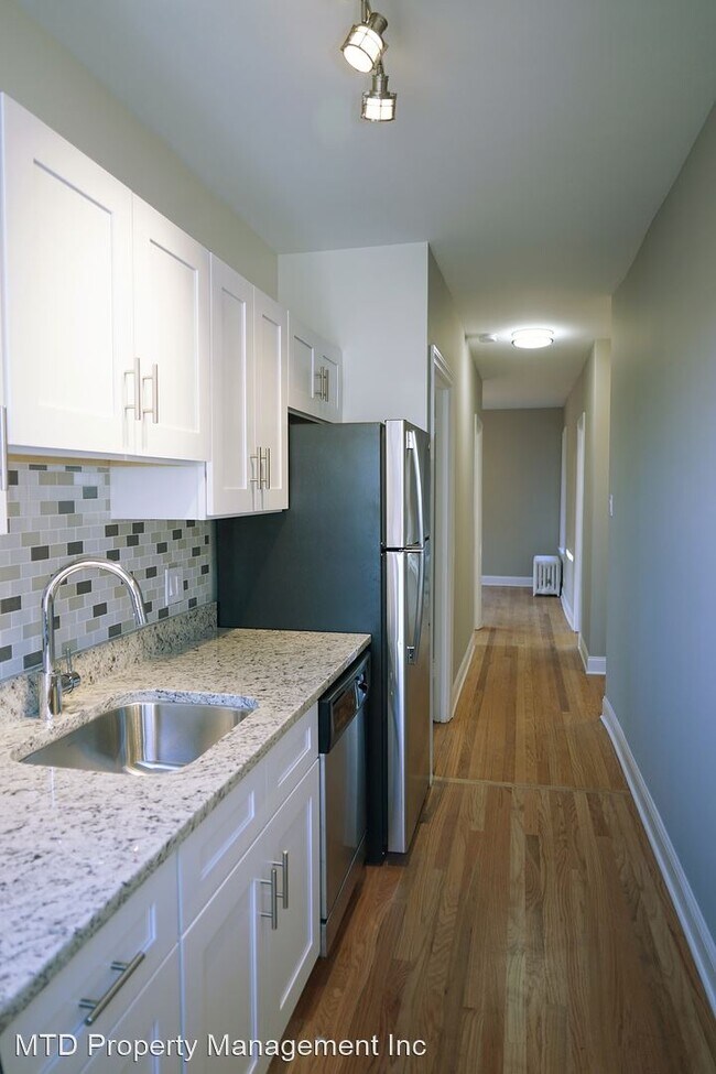 Foto del edificio - 4301 N Winchester Ave