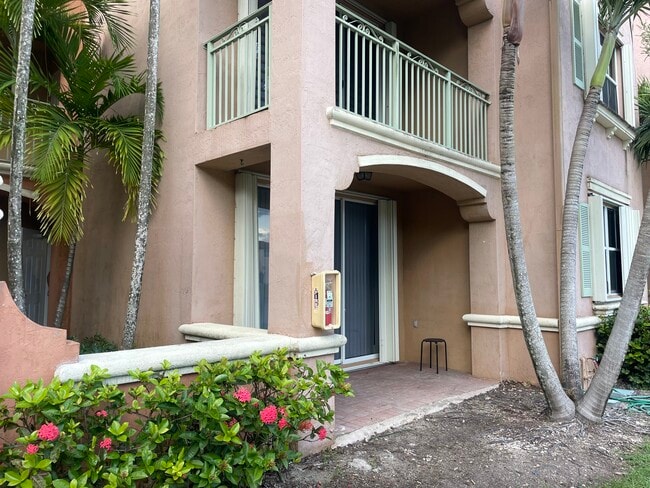 Foto del edificio - 6700 NW 114th Ave