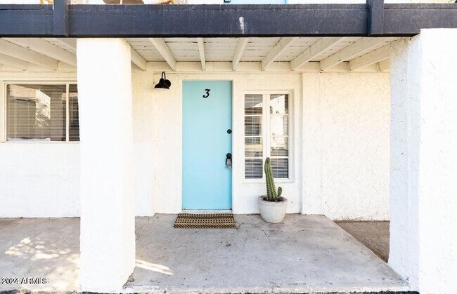 Foto del edificio - 1429 E Osborn Rd