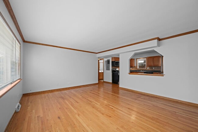 Building Photo - 8610 W Summerdale Ave
