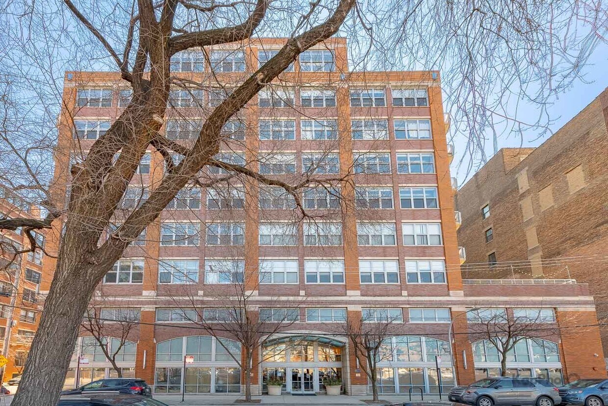 Foto principal - 933 W Van Buren St
