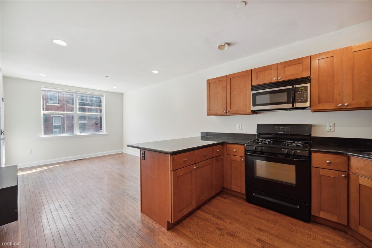 4 br, 2 bath Duplex 1705 ARLINGTON ST Un... Townhome Rentals in