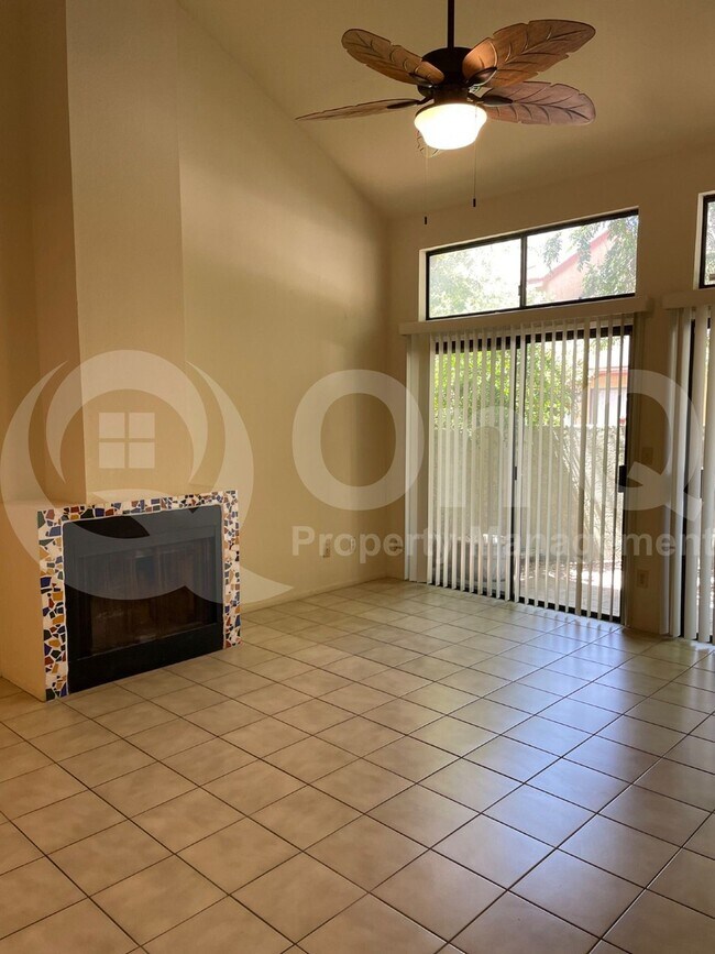 Foto del edificio - 3117 E Oasis De Palmeras