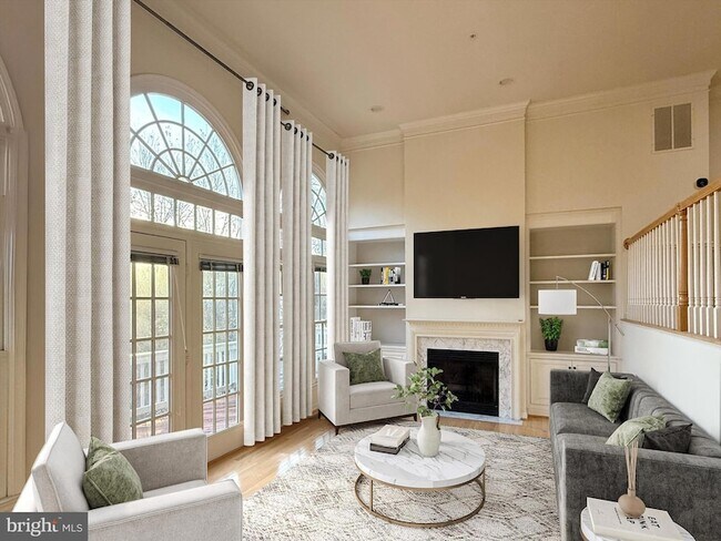 Foto del edificio - 819 Oak Knoll Terrace