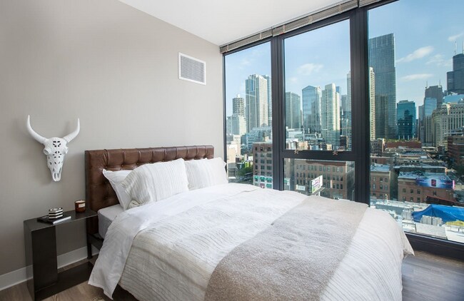 Foto del edificio - 635 N Wells St