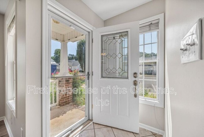 Building Photo - 1544 Tiana Way