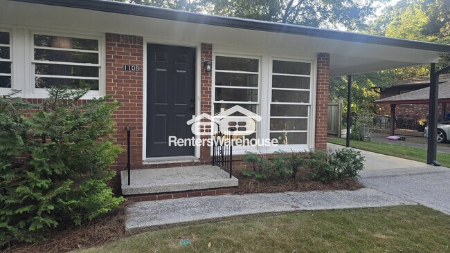 Foto del edificio - 1108 Greenbriar Cir