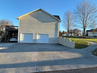 Building Photo - 5327 Azinger Ln