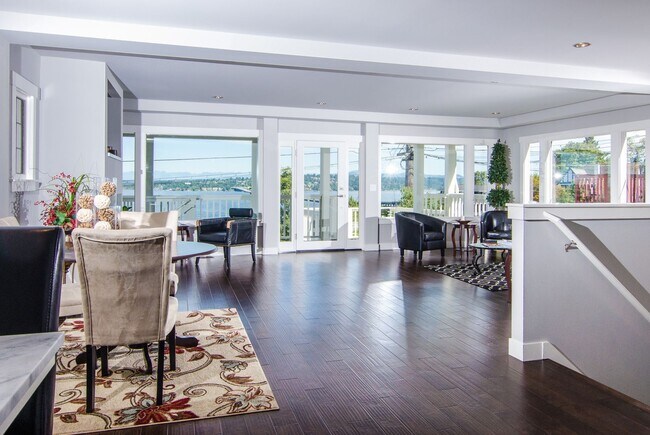 Foto del edificio - 4Bd/3.5Ba Seattle Home