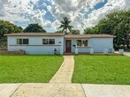 Primary Photo - 1220 NW 190th St