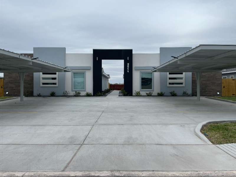 Foto principal - 2511 N Vineyard Ave