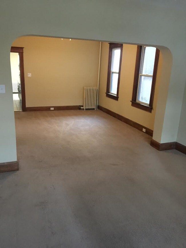 Building Photo - 212 Prospect Ave