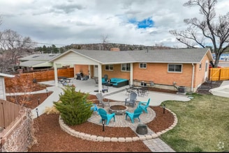 Building Photo - 2402 Patrician Way