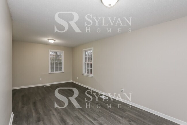 Foto del edificio - Enjoy living the good life in this 4 bedroom, 2 bathroom home