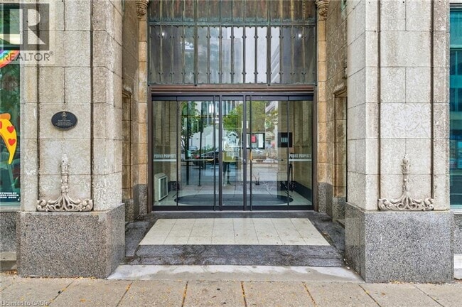 Building Photo - 36 James St S