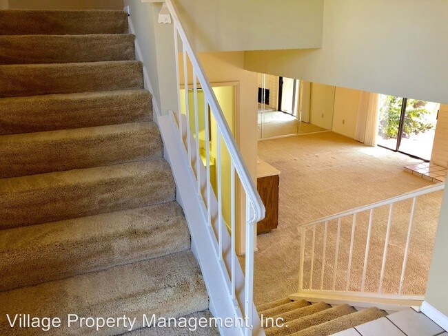 Foto del edificio - 2 br, 2.5 bath House - 5460 Villas Drive