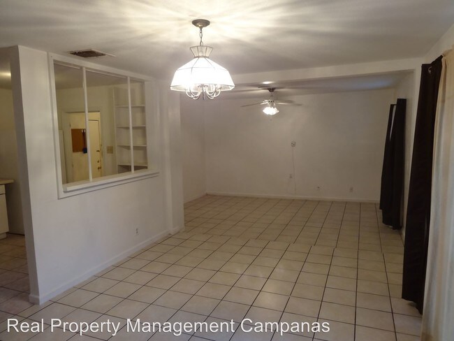 Building Photo - 3 br, 1 bath House - 418 W Aviation Blvd