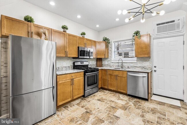 Foto del edificio - 2335 S Chadwick St