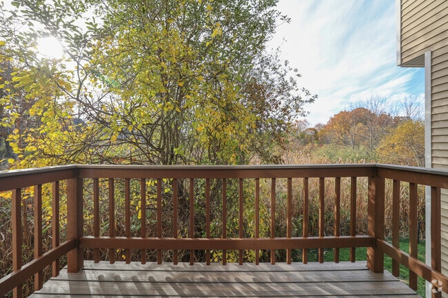 3BR, 1.5BA - 2,000SF - Balcony - 23 Prince Street Apartments