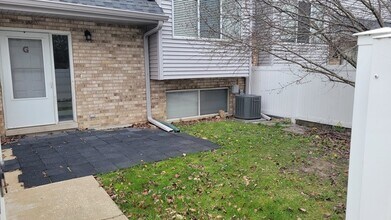 Building Photo - 441 Park Ridge Ln
