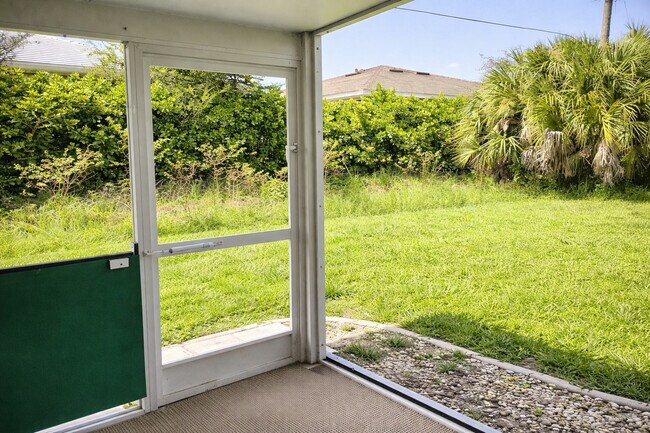 Foto del edificio - 13430 Pine Needle Ln