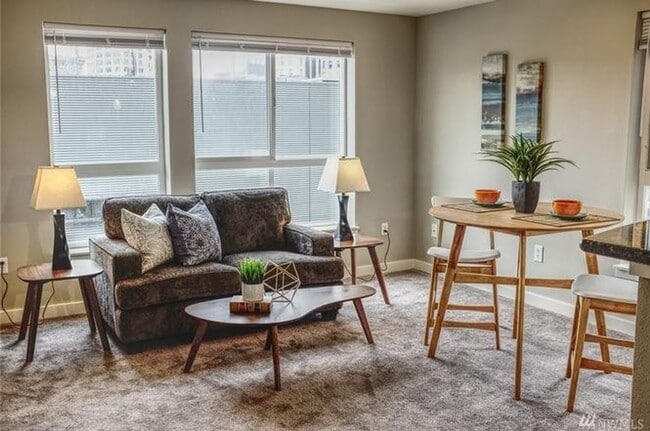 Foto del edificio - Great 2bd 2bath Downtown Seattle Condo For Rent!