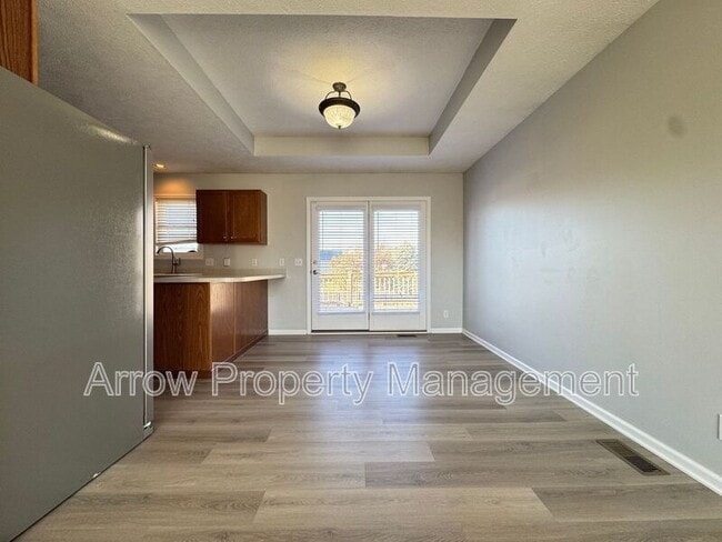 Foto del edificio - 7355 S 20th St