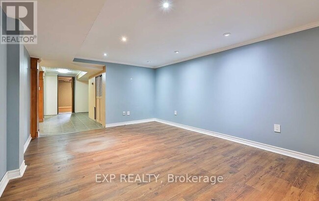 Building Photo - 3 Merryfield Dr