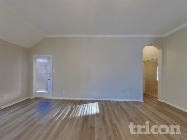 Foto del edificio - 313 Lucky Landing Dr